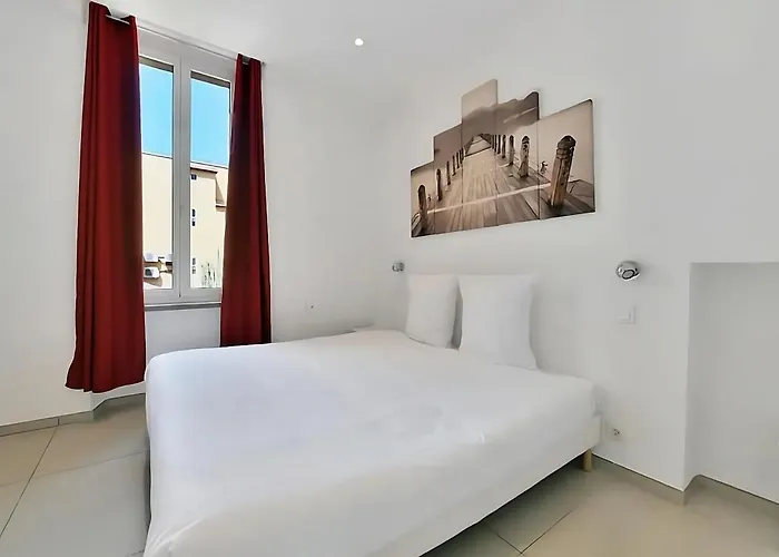 2 In The Heart Of Cannes