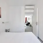 Appartamento 2 In The Heart Of Cannes