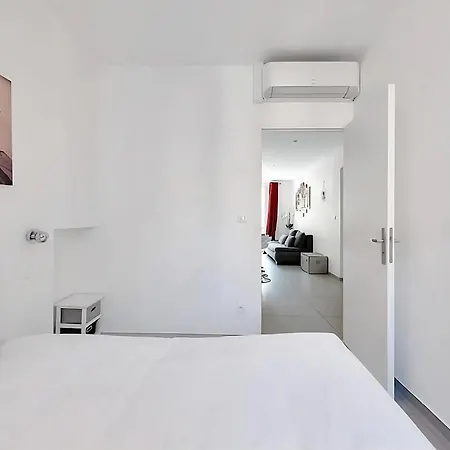 Апартаменты 2 In The Heart Of Канны